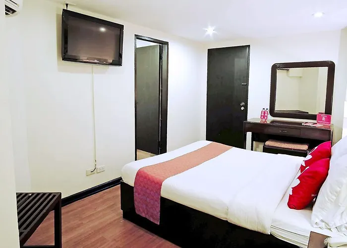 Zen Paco Park 3*